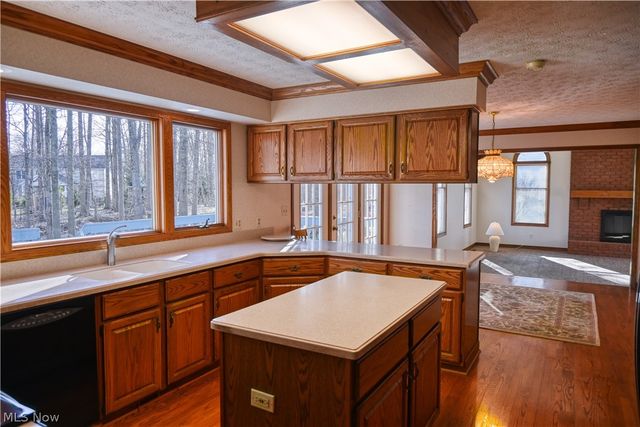 235 Bridgewater Circle, Hudson, OH 44236