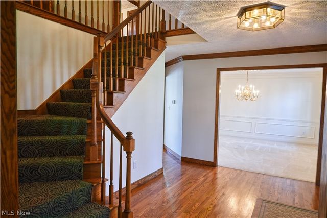 235 Bridgewater Circle, Hudson, OH 44236