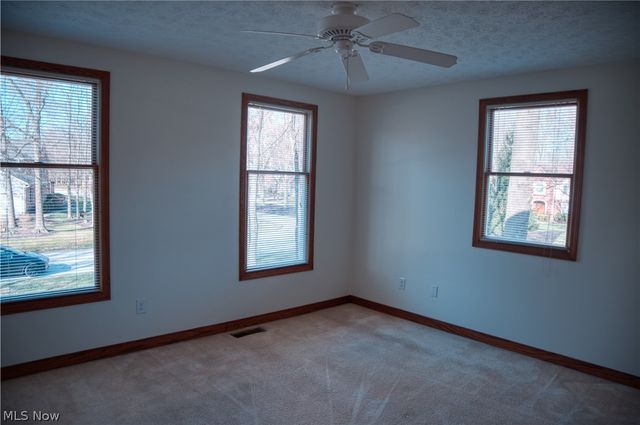 235 Bridgewater Circle, Hudson, OH 44236