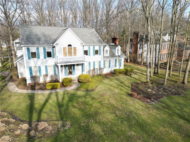 235 Bridgewater Circle, Hudson, OH 44236