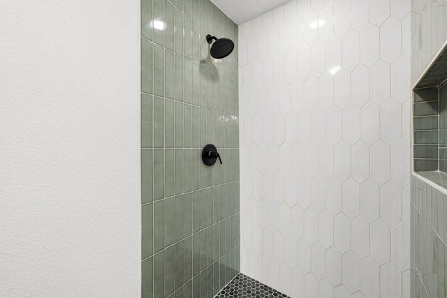 606 Barbara DR, San Marcos, TX 78666