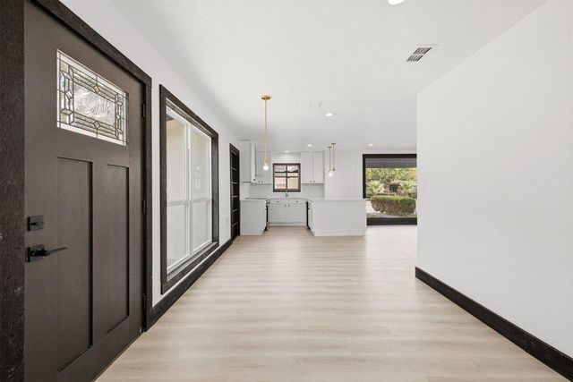 606 Barbara DR, San Marcos, TX 78666