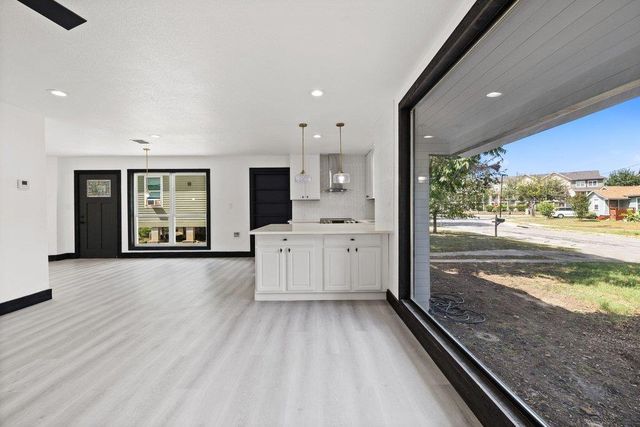606 Barbara DR, San Marcos, TX 78666