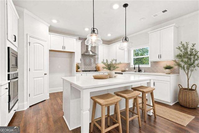 173 Treeline Trail, Canton, GA 30115
