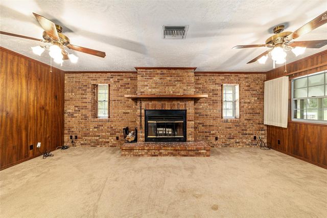 2285 W HIGHWAY 318, Citra, FL 32113