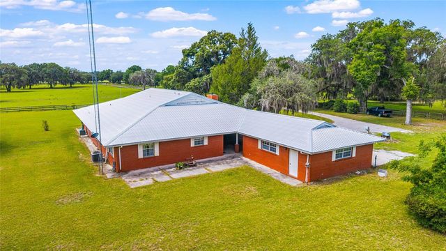 2285 W HIGHWAY 318, Citra, FL 32113
