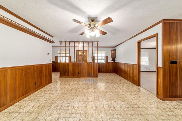 2285 W HIGHWAY 318, Citra, FL 32113