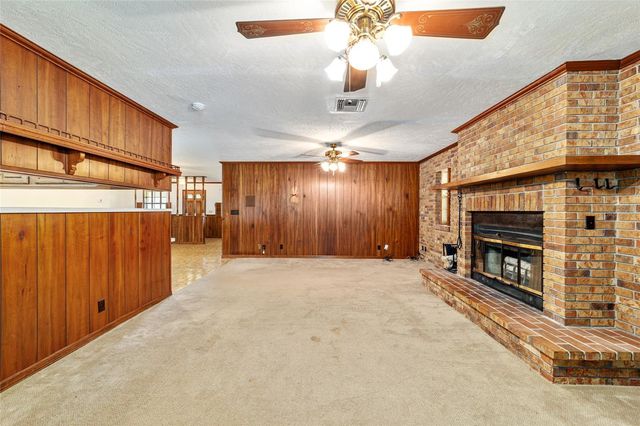 2285 W HIGHWAY 318, Citra, FL 32113