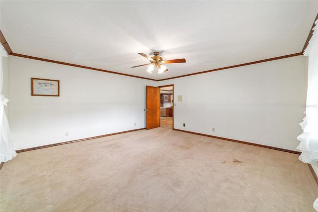2285 W HIGHWAY 318, Citra, FL 32113