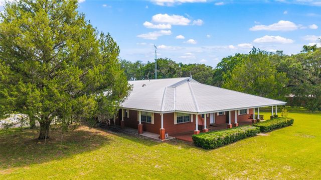 2285 W HIGHWAY 318, Citra, FL 32113