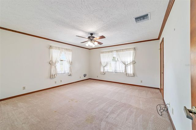 2285 W HIGHWAY 318, Citra, FL 32113