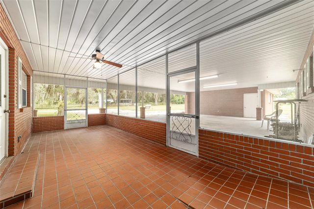 2285 W HIGHWAY 318, Citra, FL 32113