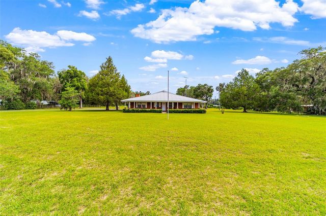 2285 W HIGHWAY 318, Citra, FL 32113