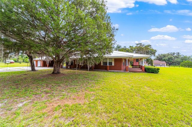 2285 W HIGHWAY 318, Citra, FL 32113