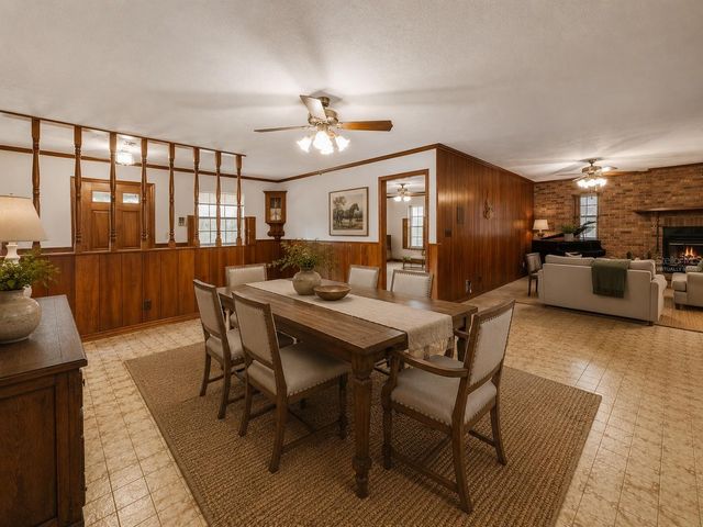 2285 W HIGHWAY 318, Citra, FL 32113