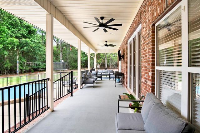 4000 Lakefront Drive W, Mobile, AL 36695