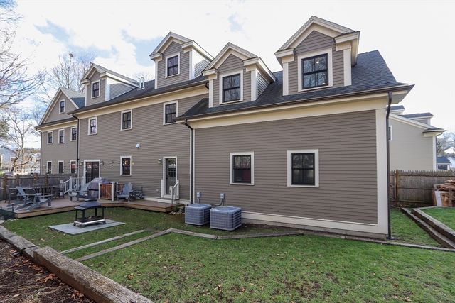 73-79 Auburn St 75, Newton, MA 02466