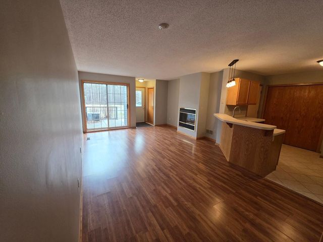 1795 Donegal Drive 3, Woodbury, MN 55125