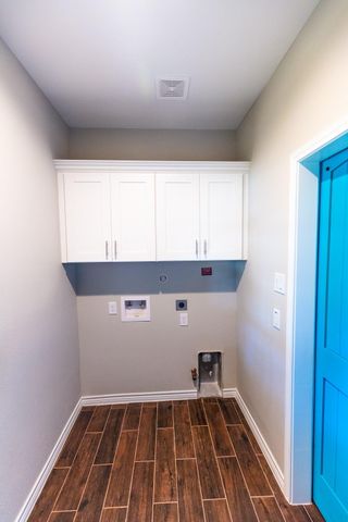 507 E Foley Street, Alvin, TX 77511