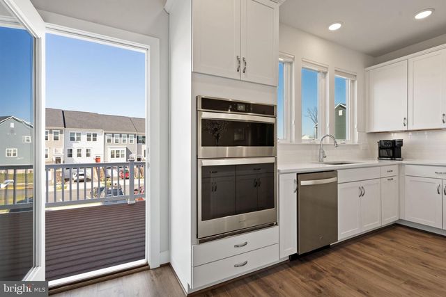 17307 TURNSTONE DR, Dumfries, VA 22026