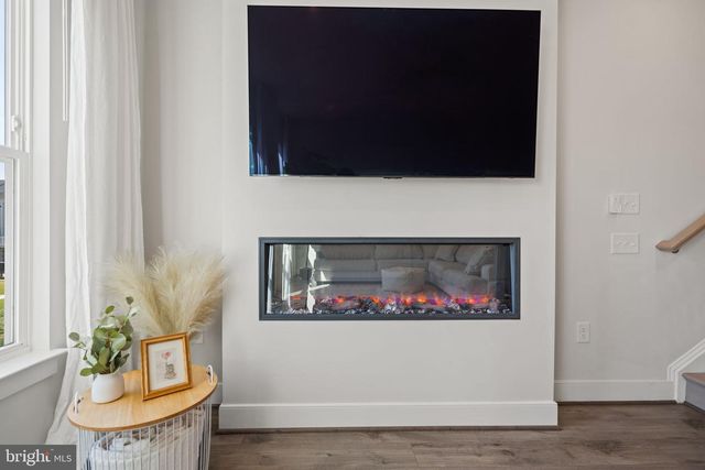 17307 TURNSTONE DR, Dumfries, VA 22026