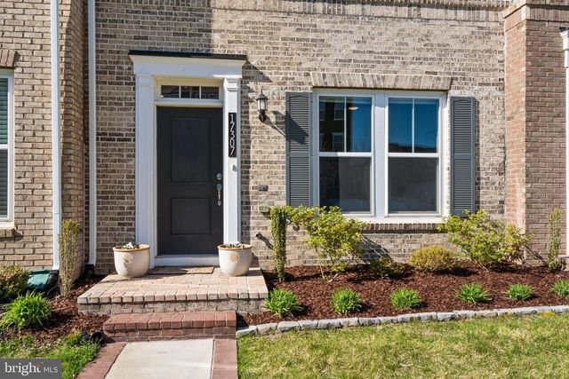 17307 TURNSTONE DR, Dumfries, VA 22026