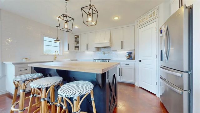 229 County Road 353 N, Orange Grove, TX 78372