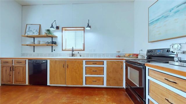 229 County Road 353 N, Orange Grove, TX 78372