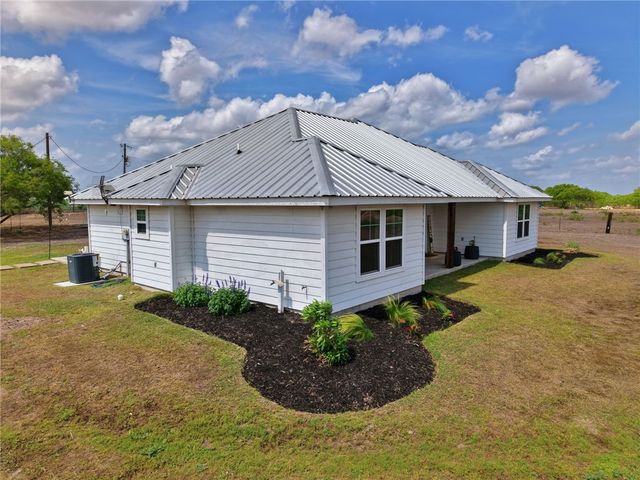 229 County Road 353 N, Orange Grove, TX 78372