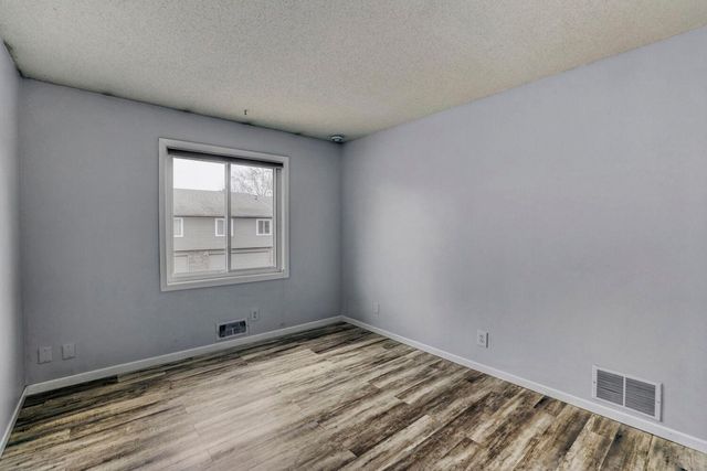 14374 Sorrel Way, Eden Prairie, MN 55347