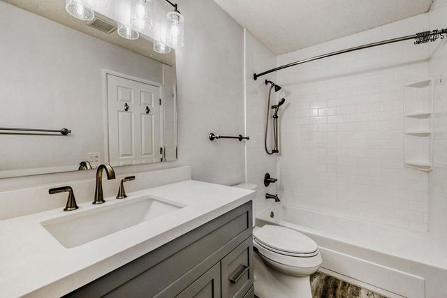 14374 Sorrel Way, Eden Prairie, MN 55347