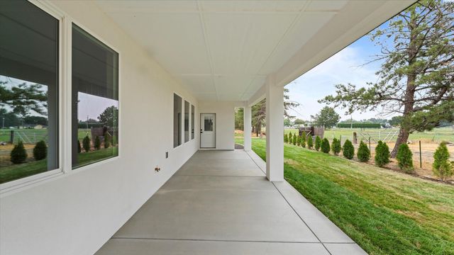 215622 E Sr 397, Kennewick, WA 99337