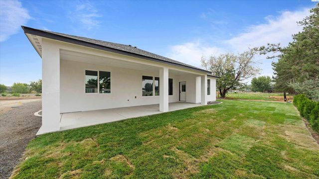 215622 E Sr 397, Kennewick, WA 99337