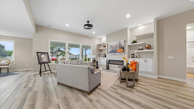 215622 E Sr 397, Kennewick, WA 99337