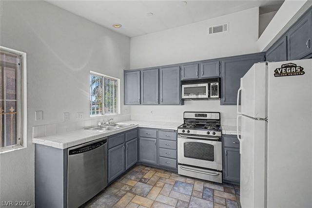 1704 Crystal Chimes Drive, Las Vegas, NV 89106