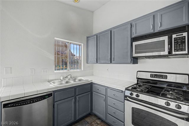 1704 Crystal Chimes Drive, Las Vegas, NV 89106