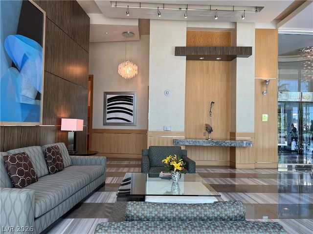 322 Karen Avenue 805, Las Vegas, NV 89109