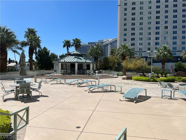 322 Karen Avenue 805, Las Vegas, NV 89109