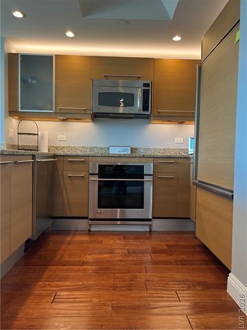 322 Karen Avenue 805, Las Vegas, NV 89109