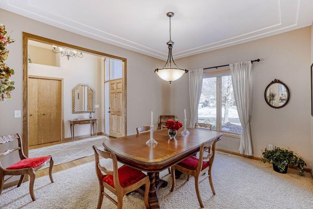 7945 Ranchview Lane N, Maple Grove, MN 55311