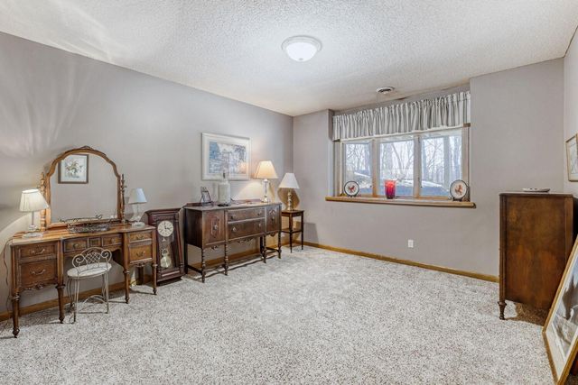 7945 Ranchview Lane N, Maple Grove, MN 55311