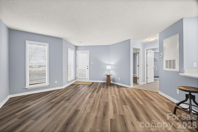 15 Hamiltons Bay Court 937, Clover, SC 29710