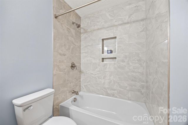 15 Hamiltons Bay Court 937, Clover, SC 29710