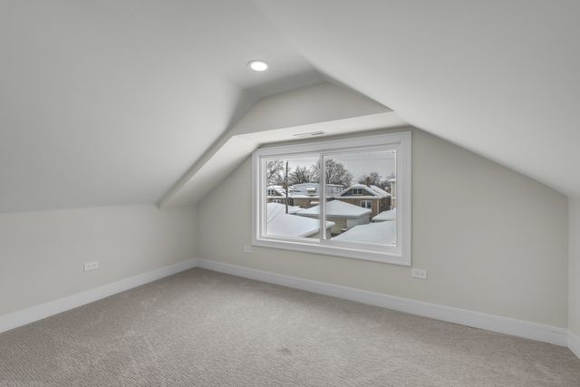 2513 Keystone Avenue, North Riverside, IL 60546