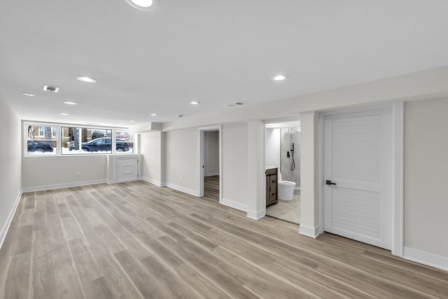 2513 Keystone Avenue, North Riverside, IL 60546