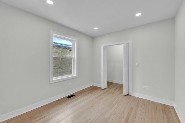 2513 Keystone Avenue, North Riverside, IL 60546