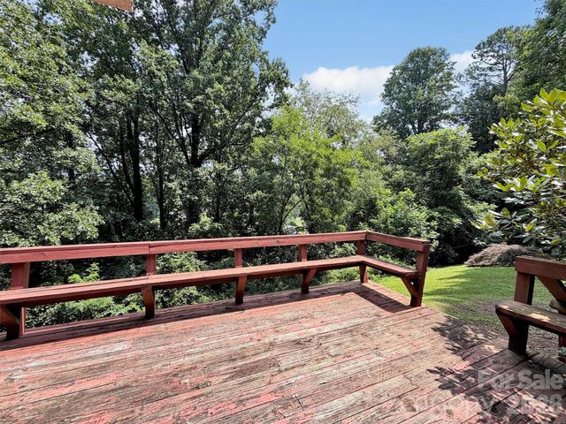 101 Cactus Loop, Sylva, NC 28779