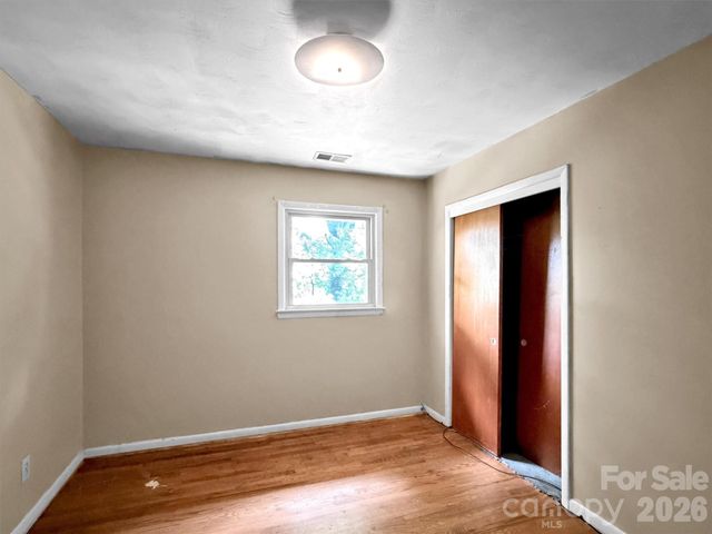 101 Cactus Loop, Sylva, NC 28779