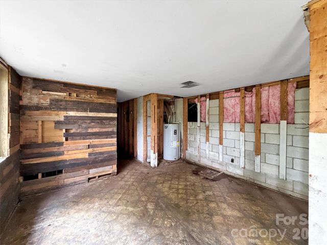 101 Cactus Loop, Sylva, NC 28779