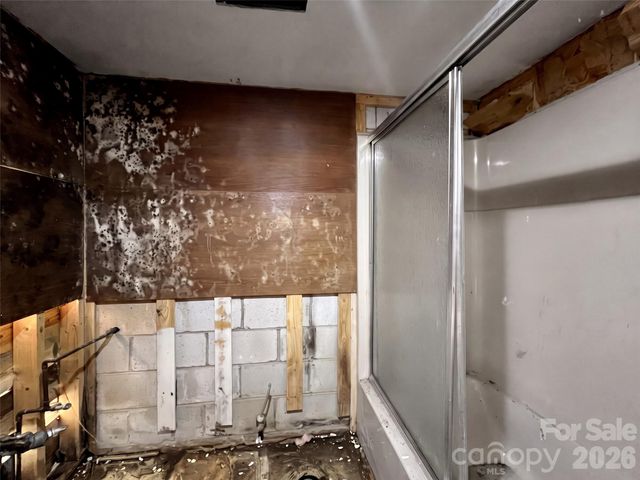 101 Cactus Loop, Sylva, NC 28779